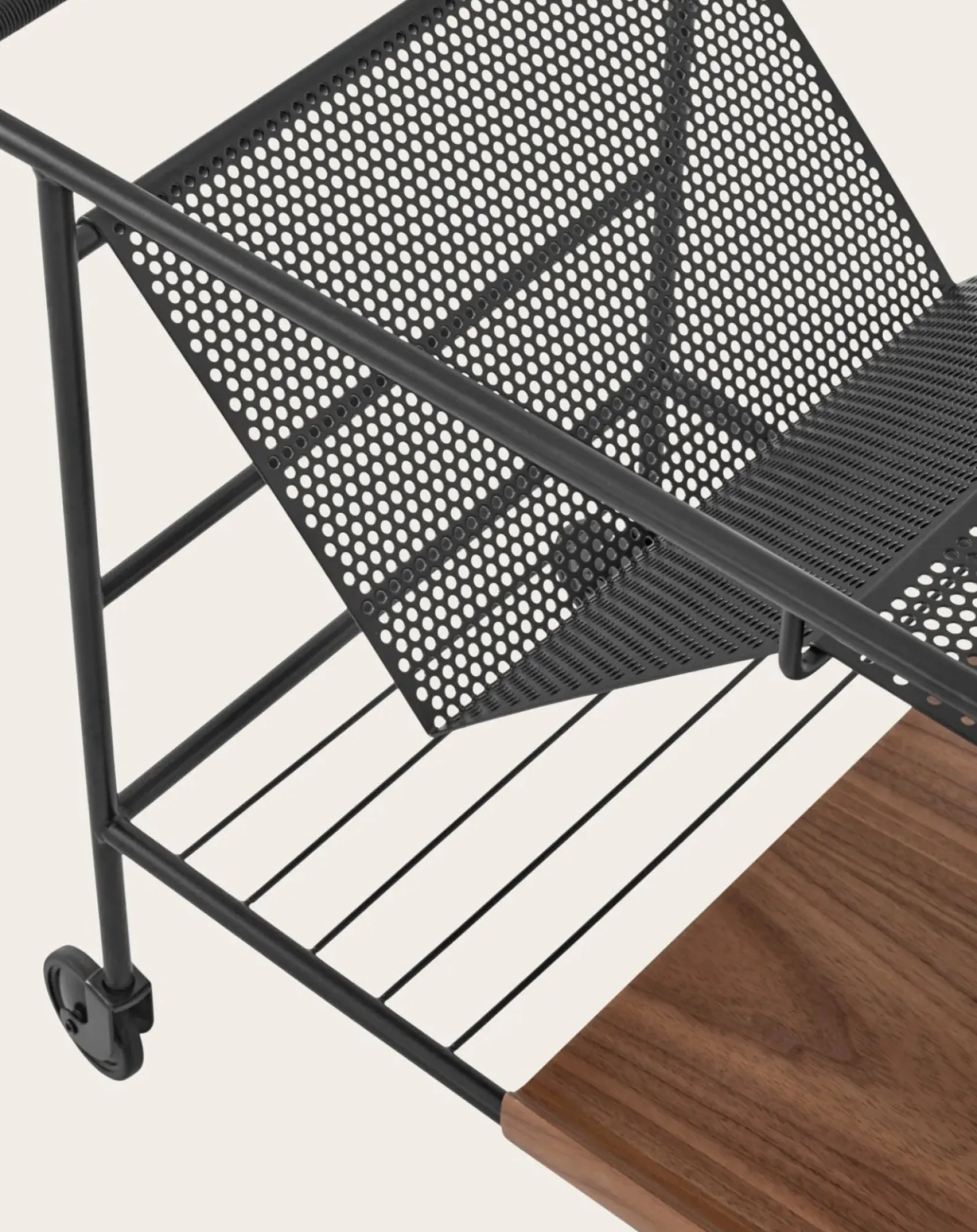 & Tradition Tables, Bureaux-Alima NDS1 Table on Wheels Noyer