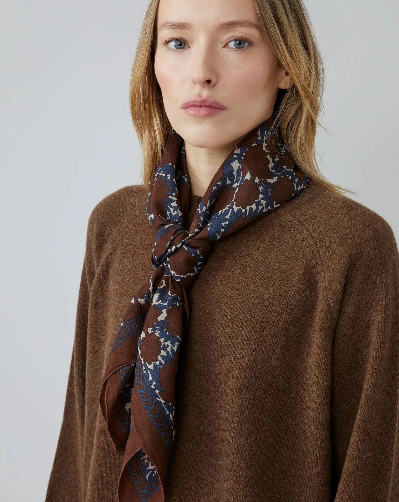Moismont Echarpes, Foulards-Amber scarf N°680 Café