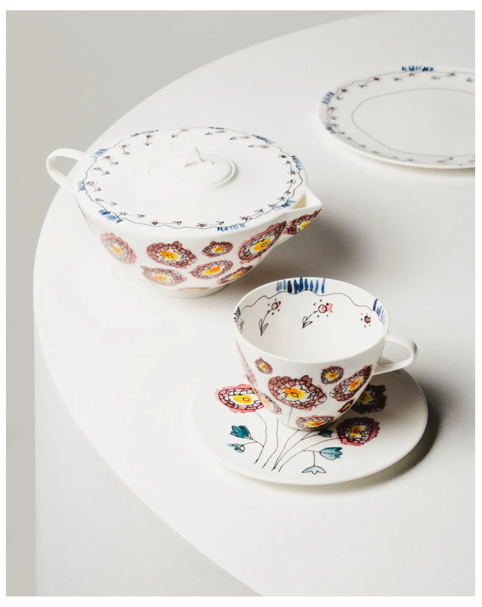 Serax Tasses, Théières-Anemone teapot, for Marni Milk