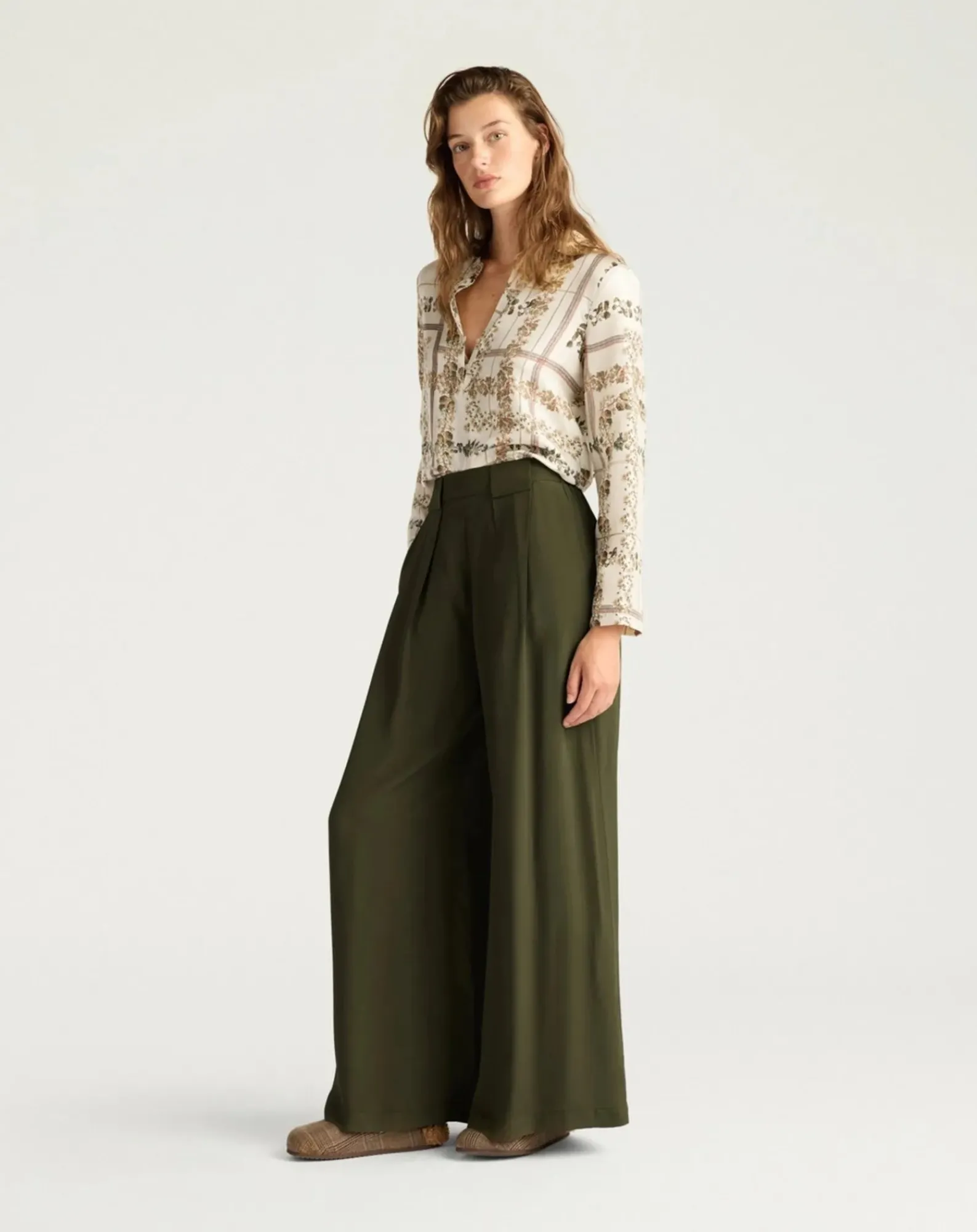 Momoni Pantalons, Jeans-Aspen pants Vert foncé