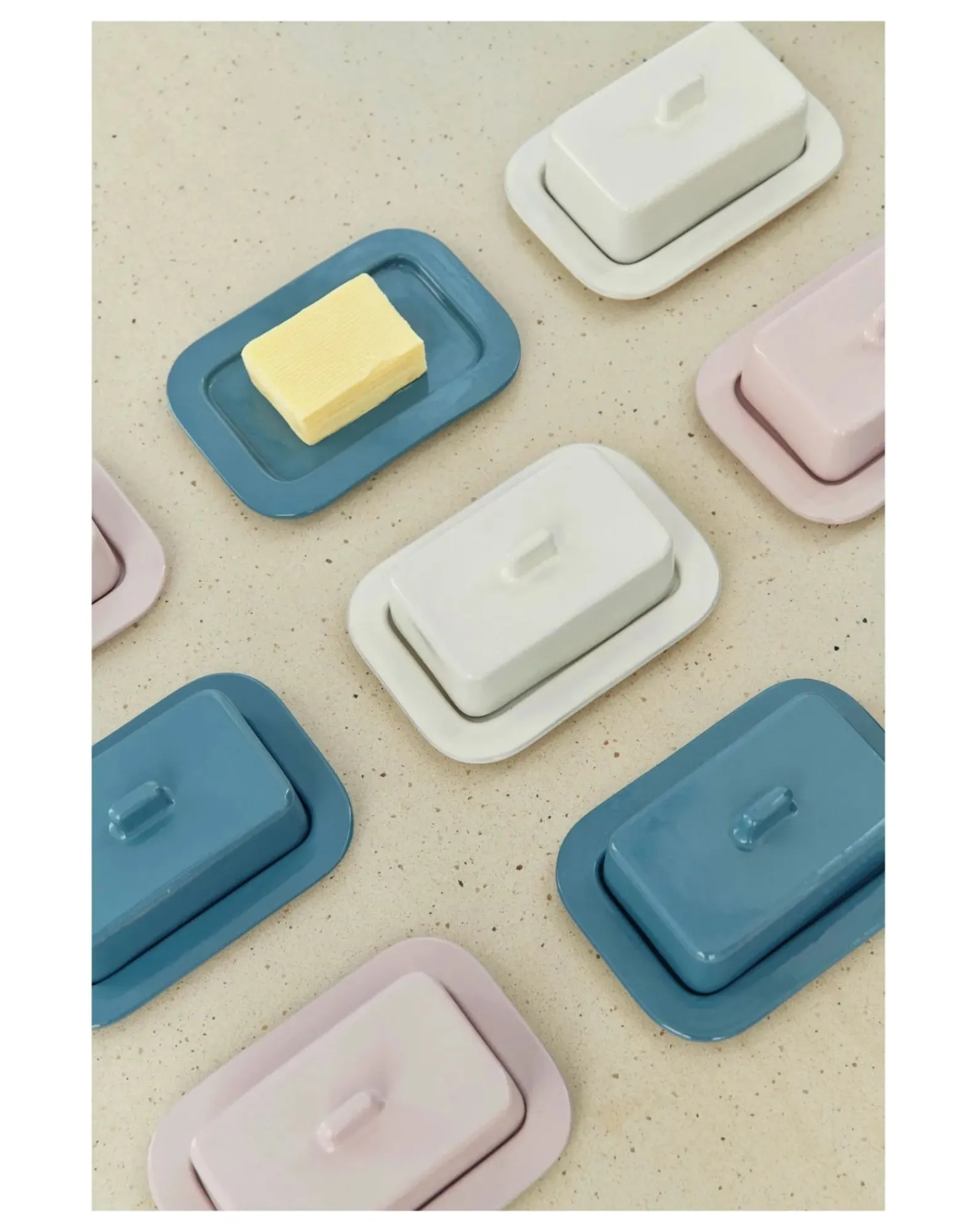 Hay Ustensiles De Cuisine-Beurrier en terracotta Barro, Rui Pereira Bleu