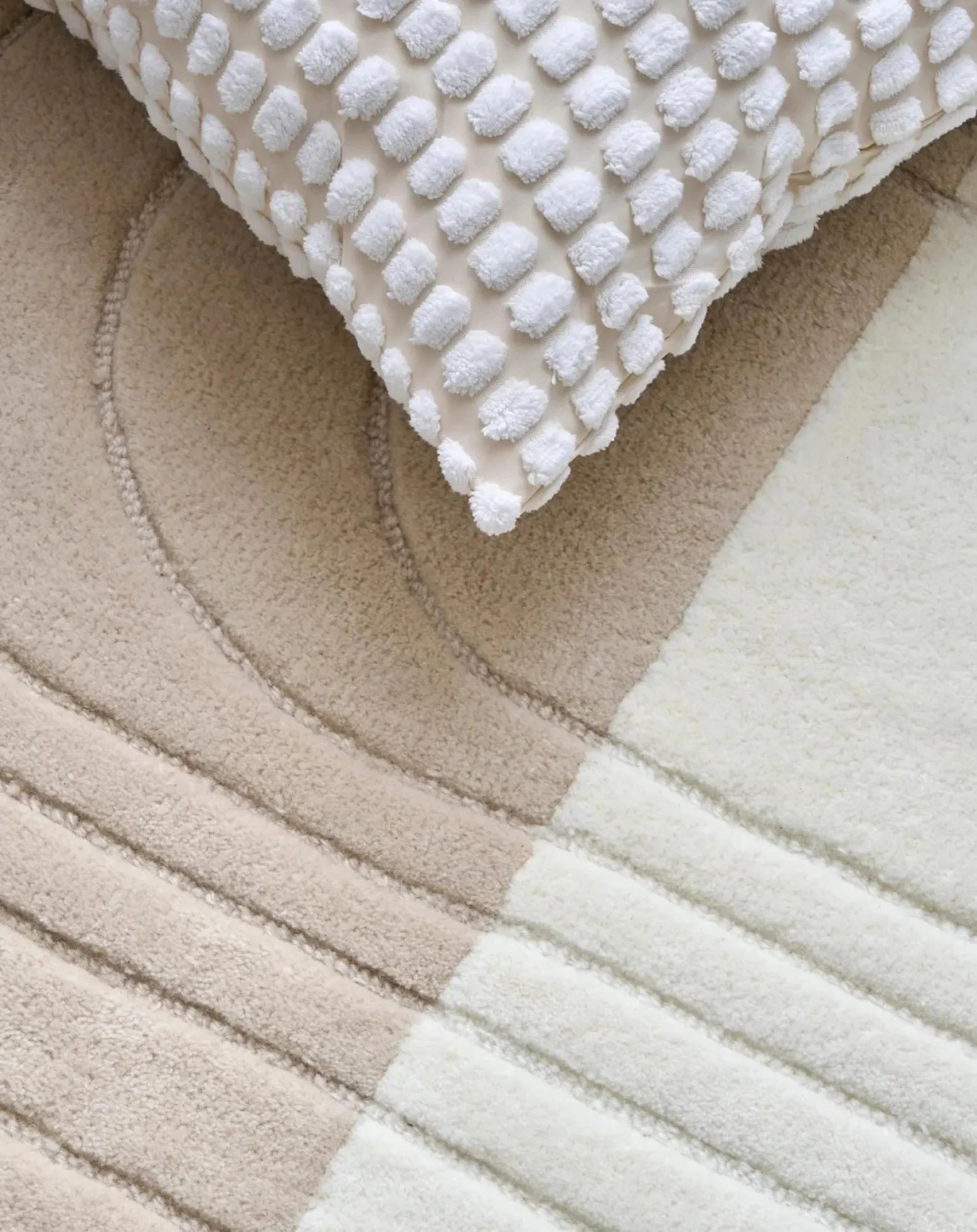 Edito Tapis-Bibelot rug Gris