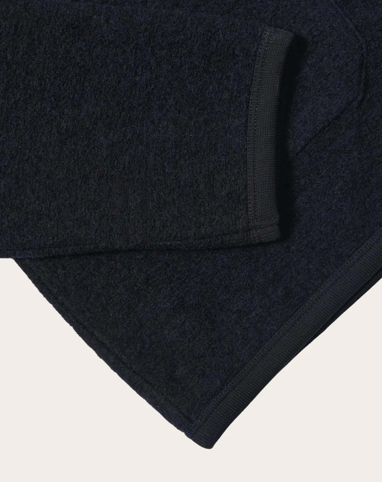 Universal Works Pulls, Gilets-Cardigan Bleu marine