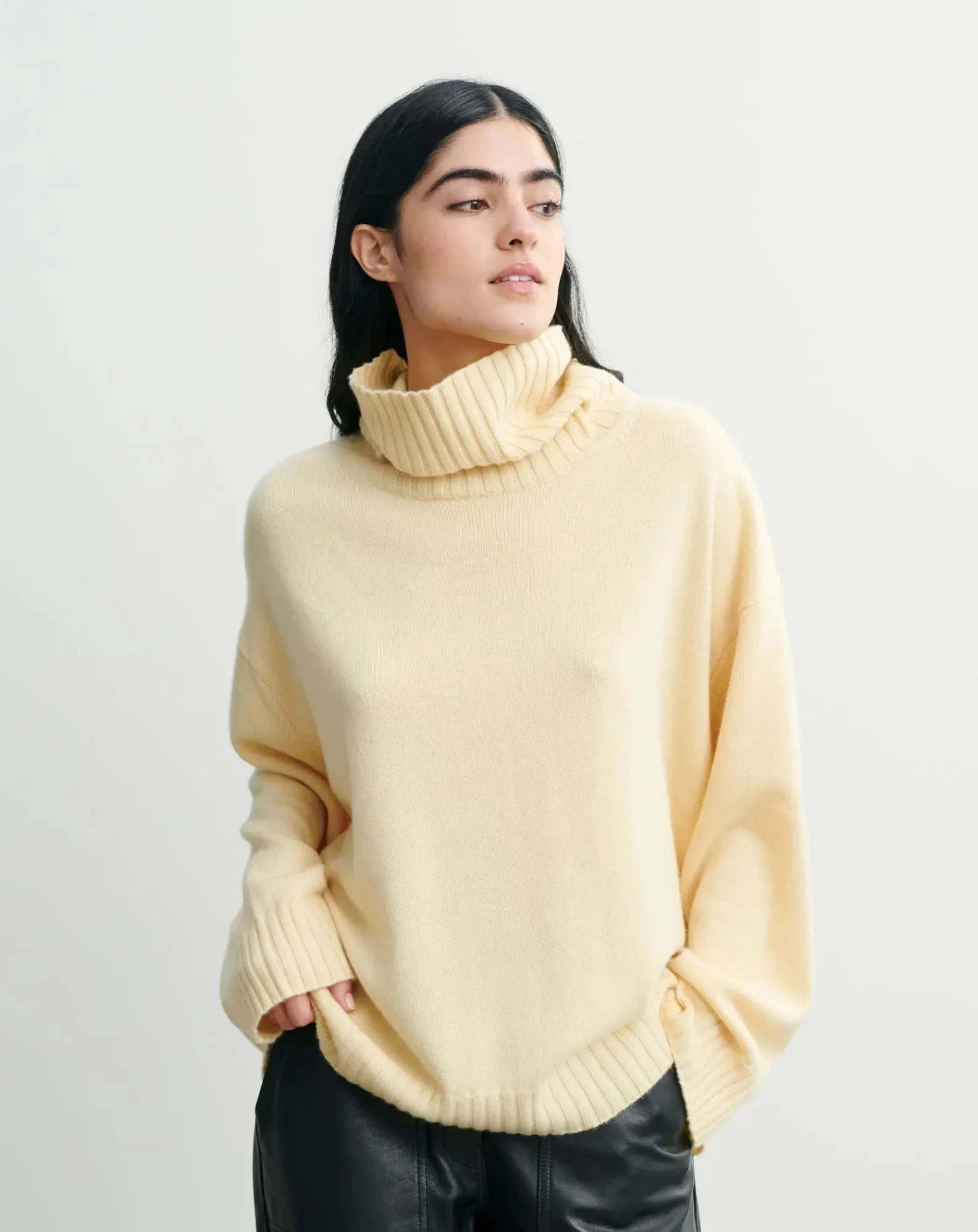 Bompard Pulls, Gilets-Cashmere Rib Oversize Roll Neck Sweater Jaune pâle