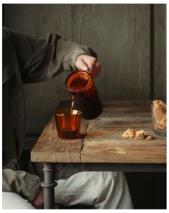 Kinto Verres, Carafes-Cast Jug - 750 ml Ambre