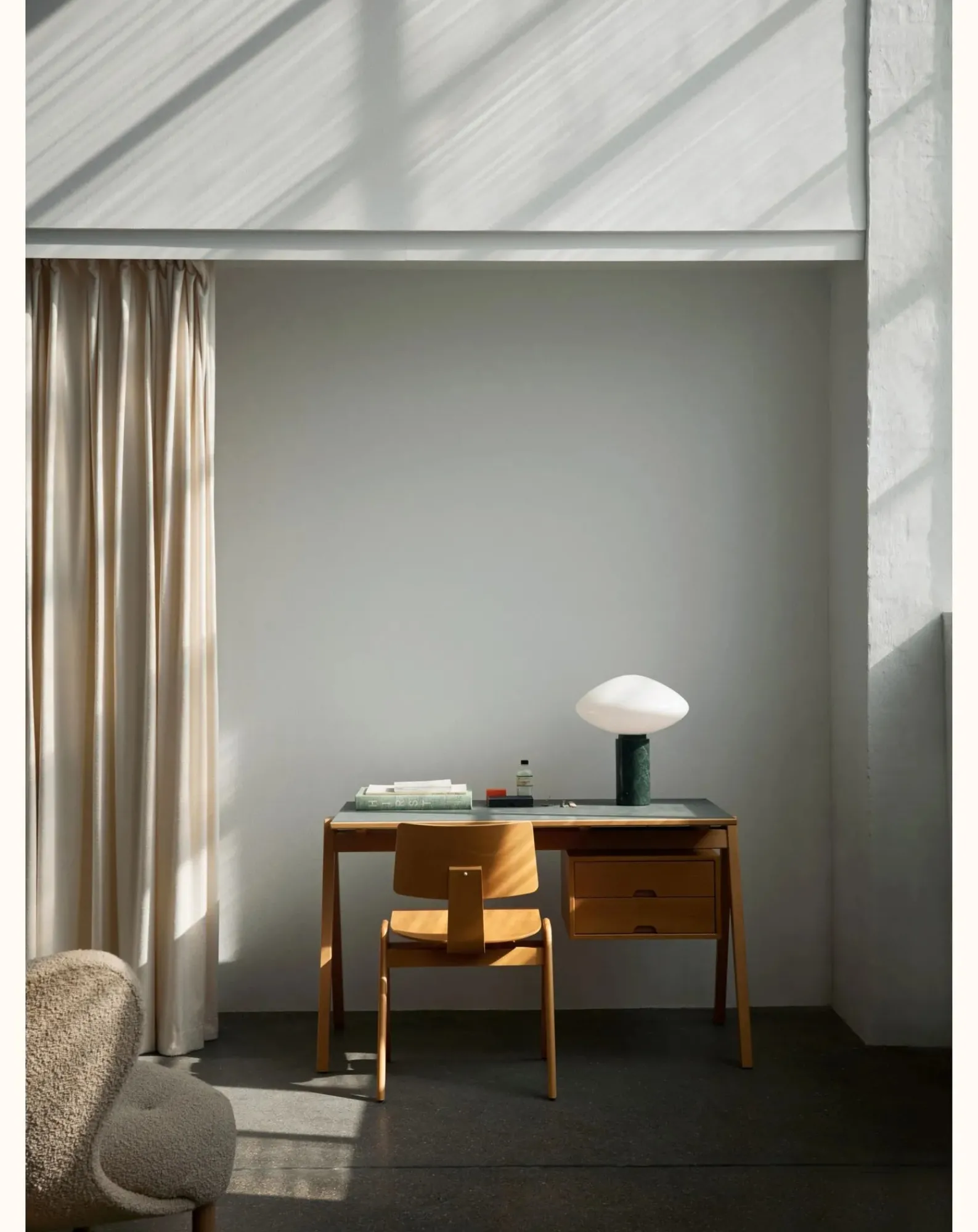 & Tradition Chaises, Tabourets-Daystack RD1 chair, Robin Day Hêtre