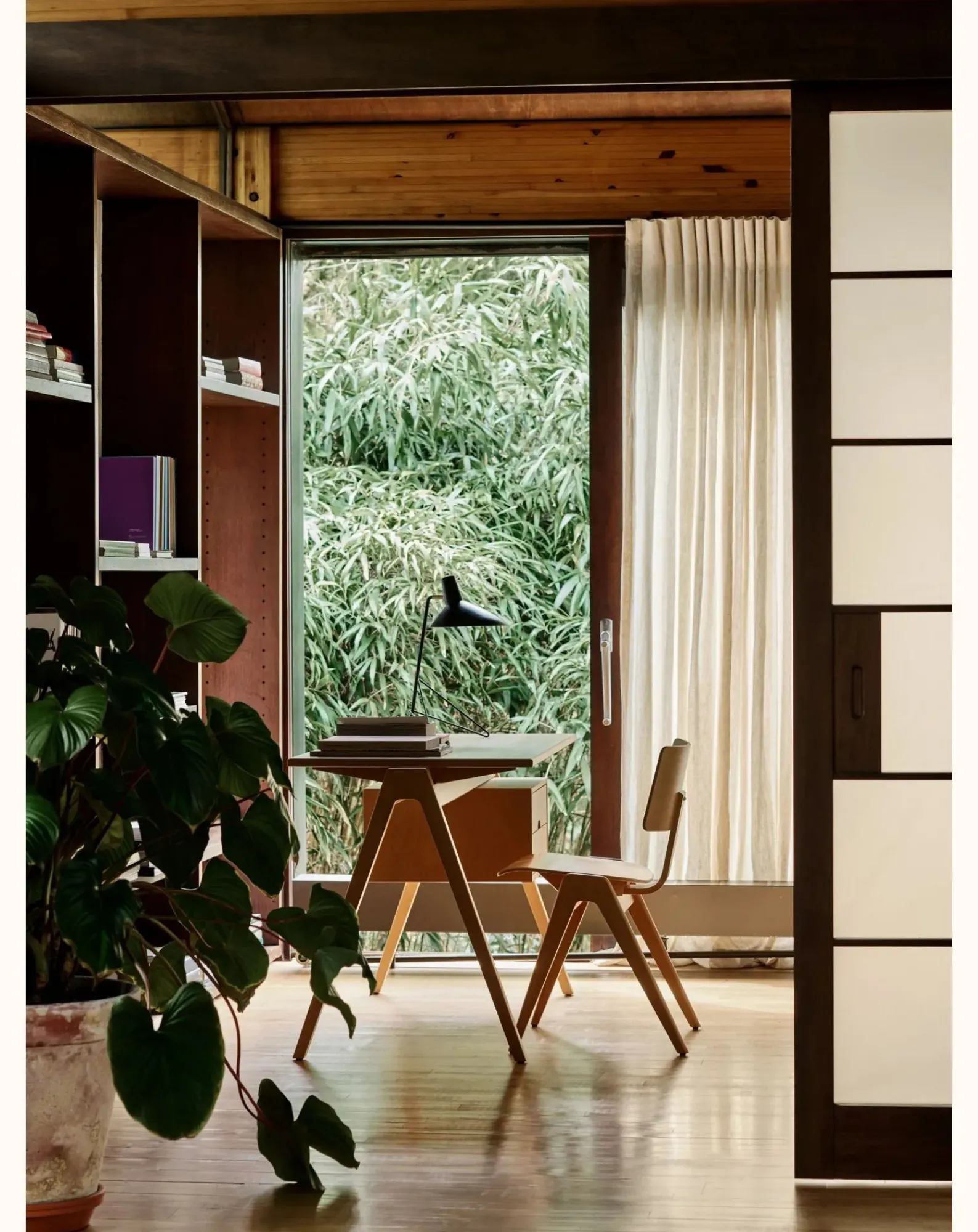 & Tradition Chaises, Tabourets-Daystack RD1 chair, Robin Day Hêtre