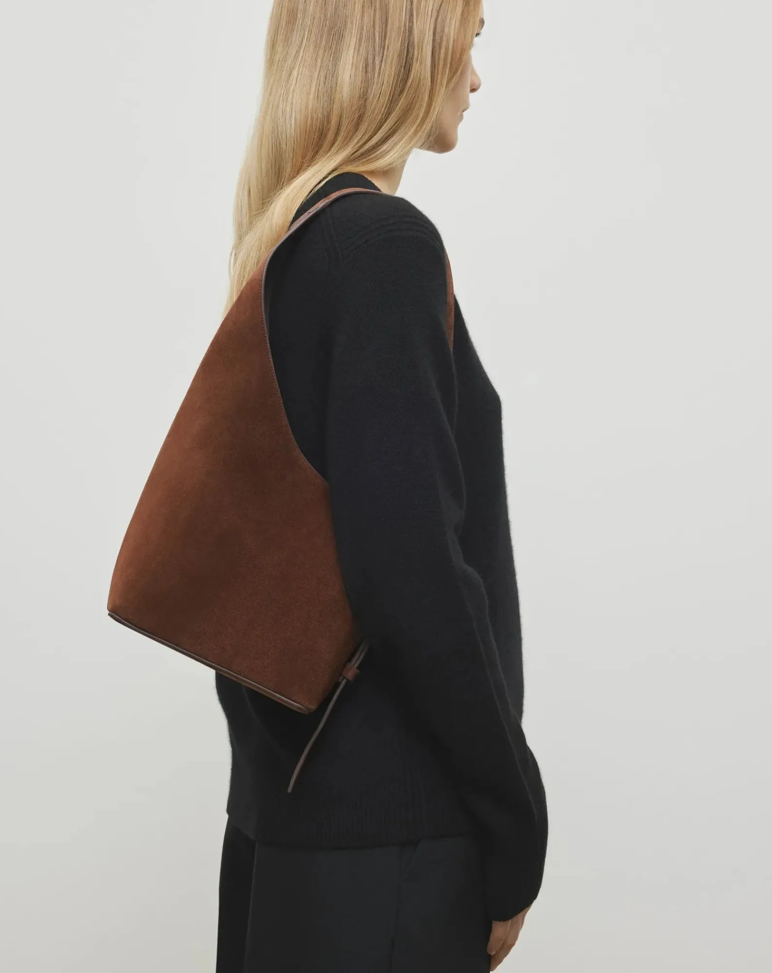 Aesther Ekme Sacs À Main-Demi Lune handbag in suede leather Marron