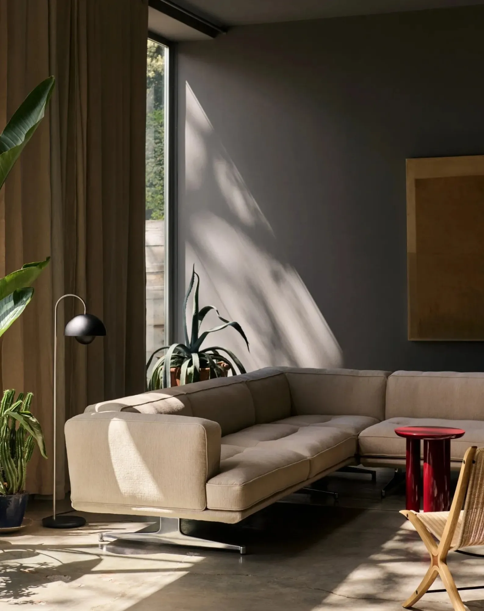 & Tradition Lampadaires-Flowerpot VP12 floor lamp, Verner Panton Noir mat
