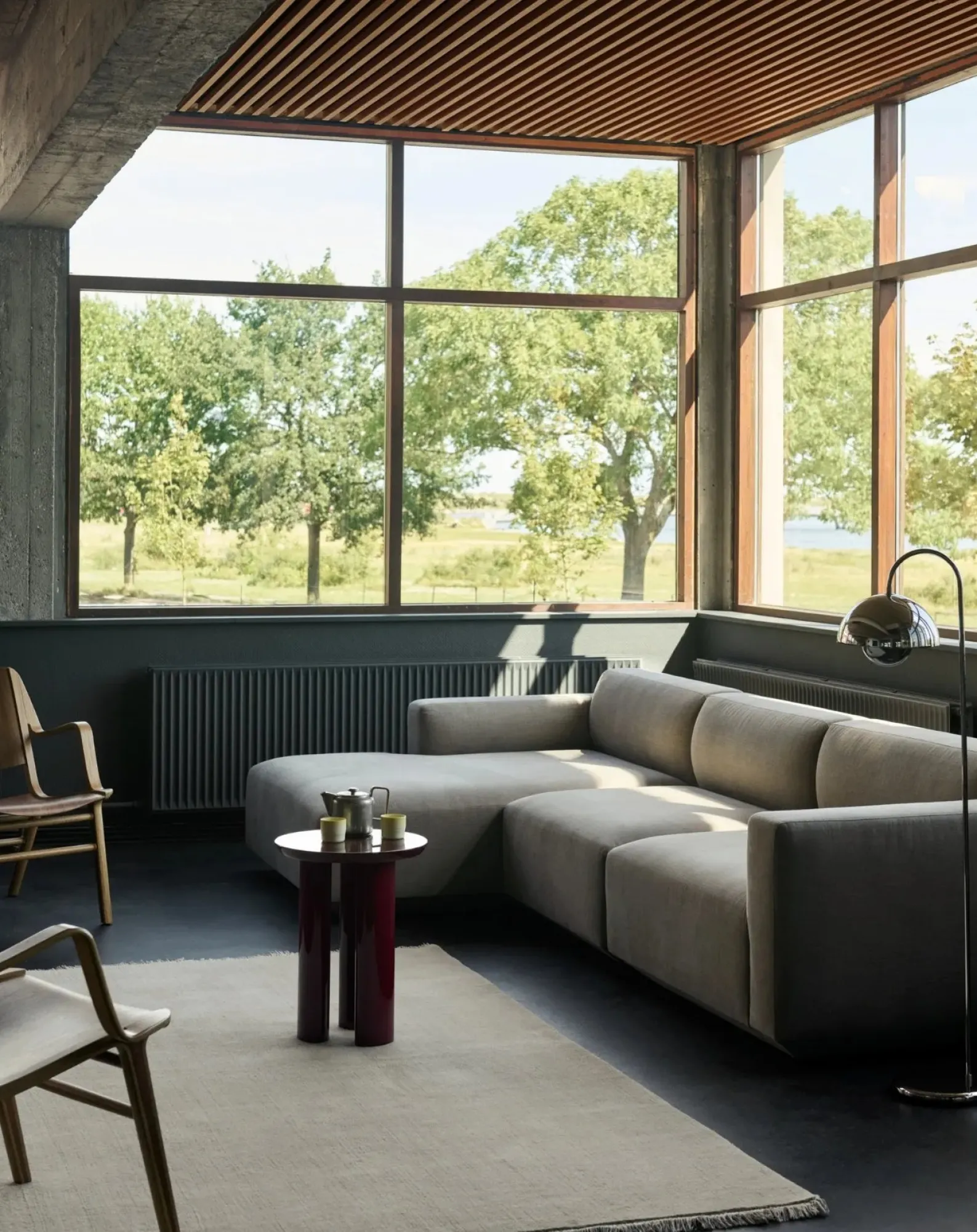 & Tradition Lampadaires-Flowerpot VP12 floor lamp, Verner Panton Chromé