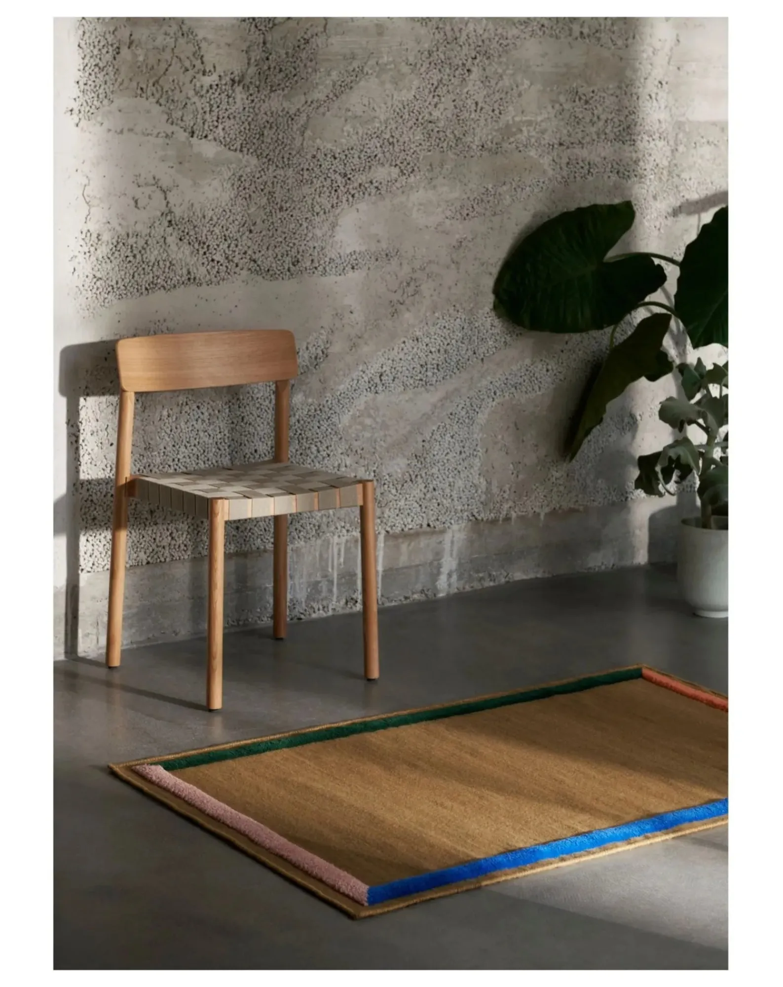 & Tradition Tapis-Framed Rug Beige