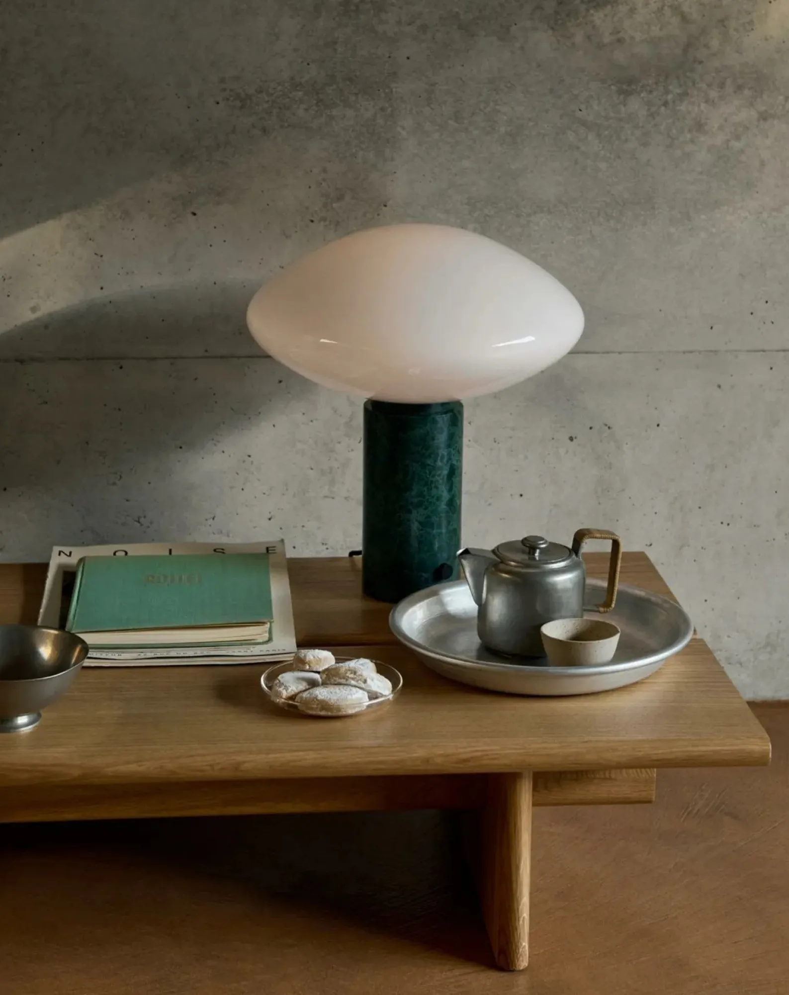 & Tradition Tables, Bureaux-Ita OS3 coffee table Chêne clair