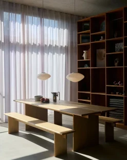 & Tradition Tables, Bureaux-Ita OS2 dining table Chêne clair