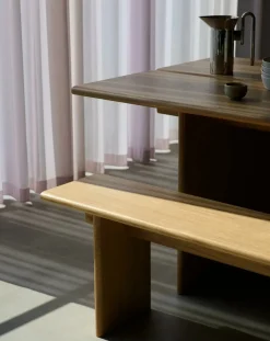 & Tradition Tables, Bureaux-Ita OS2 dining table Chêne clair