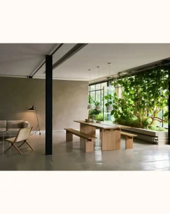 & Tradition Tables, Bureaux-Ita OS2 dining table Chêne clair