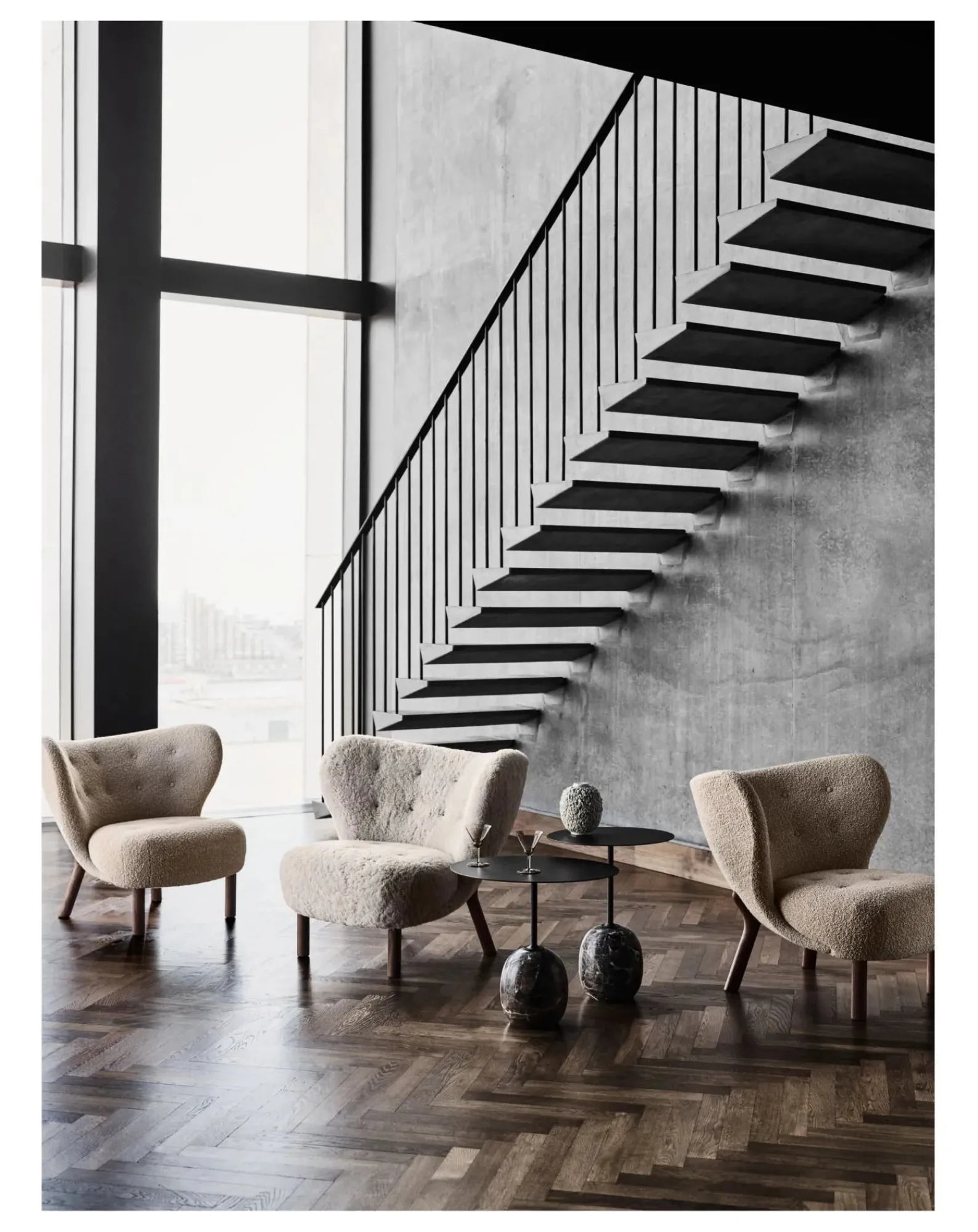 & Tradition Tables, Bureaux-Lato LN8 Side Table Vert foncé