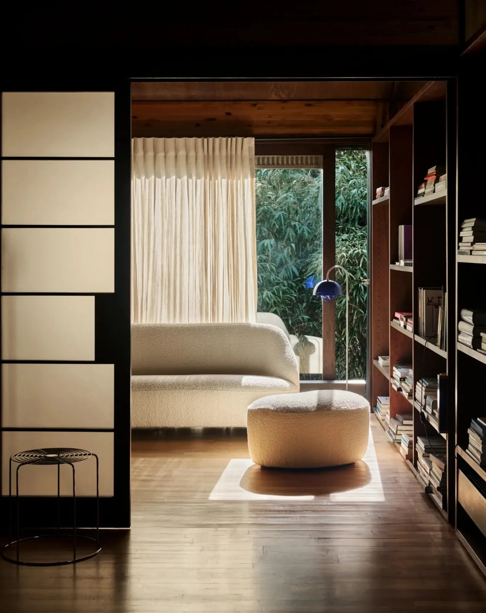 & Tradition Fauteuils, Canapés-Margas LC4 3-seater sofa, Louise Liljencrantz Crème