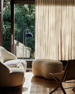 & Tradition Fauteuils, Canapés-Margas LC4 3-seater sofa, Louise Liljencrantz Crème
