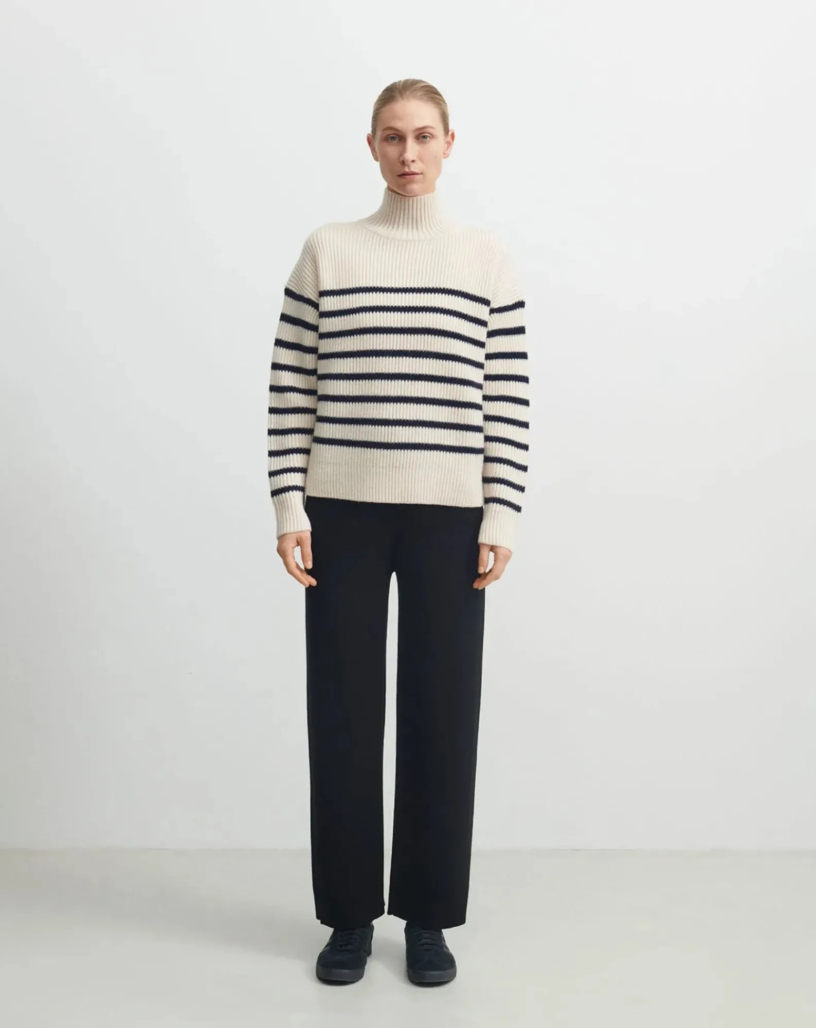 FUB Pulls, Gilets-Marinière Wool Sweater - Women's Collection Ecru