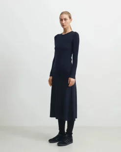 FUB Pulls, Gilets-Merino Wool Fine Knit Sweater - Women's Collection Bleu marine