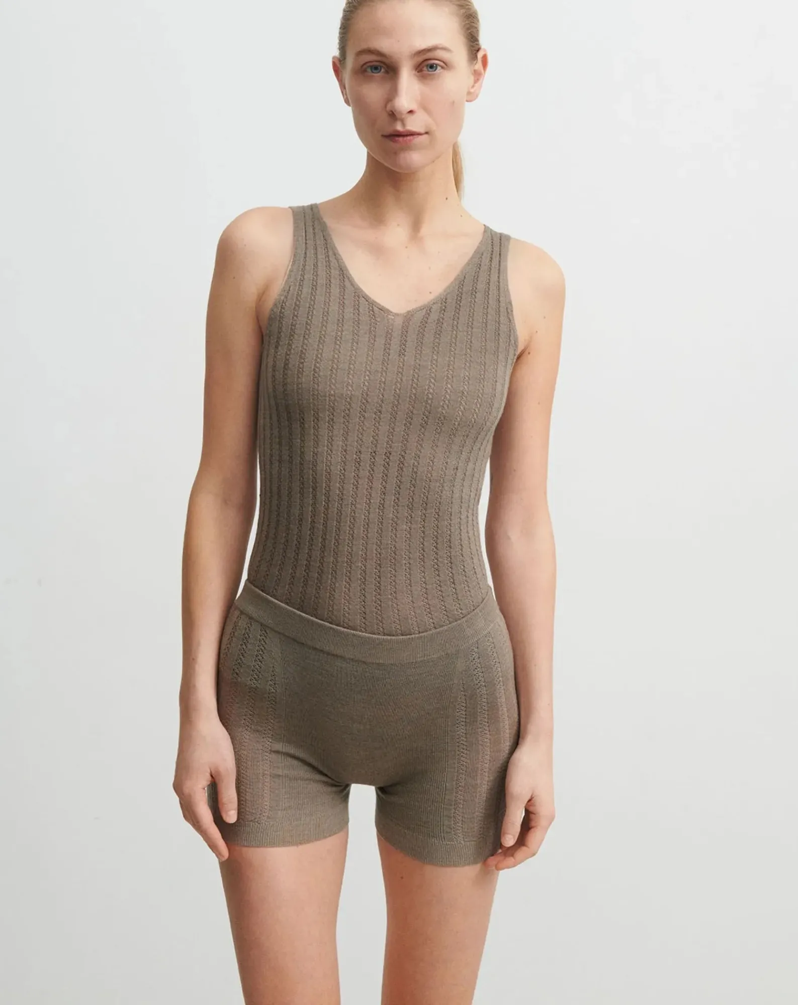 FUB Pulls, Gilets-Merino Wool Fine Knit Sweater - Women's Collection Noisette
