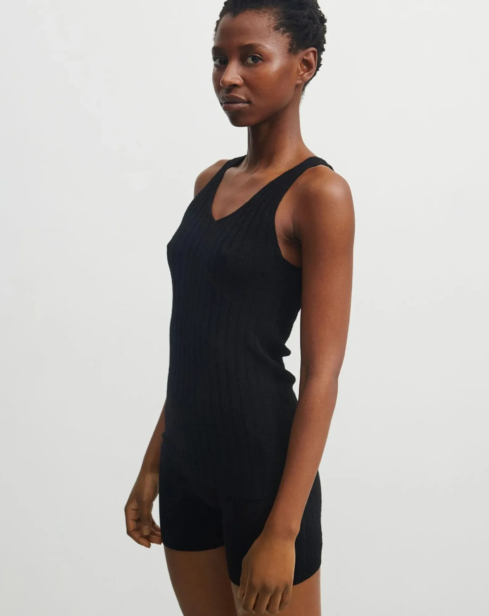 FUB Blouses, Chemises-Merino wool tank top - Women's collection Noir