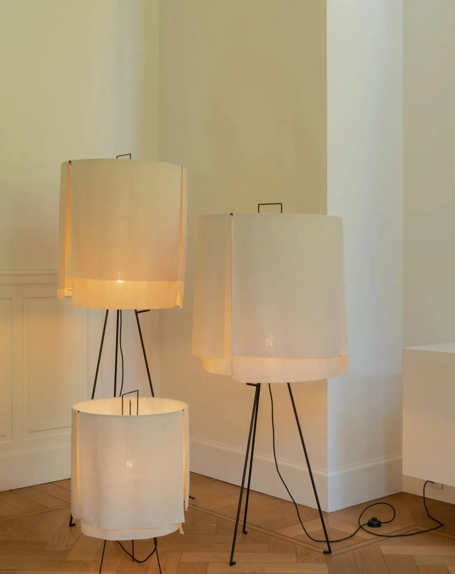 Serax Lampadaires-Nomad floor lamp Beige foncé
