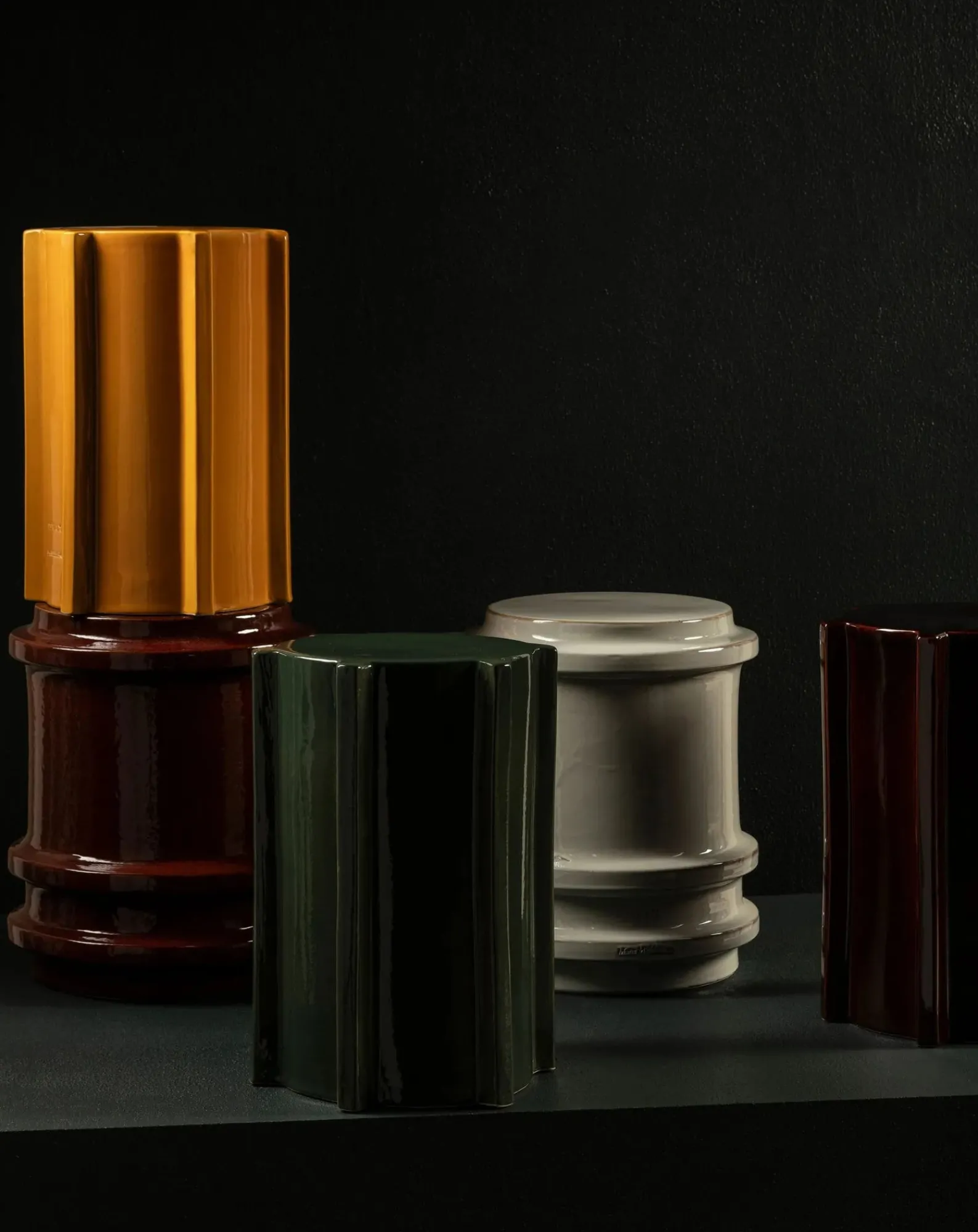 Serax Tables, Bureaux-Pawn stoneware side table, Marie Michielssen Rouge