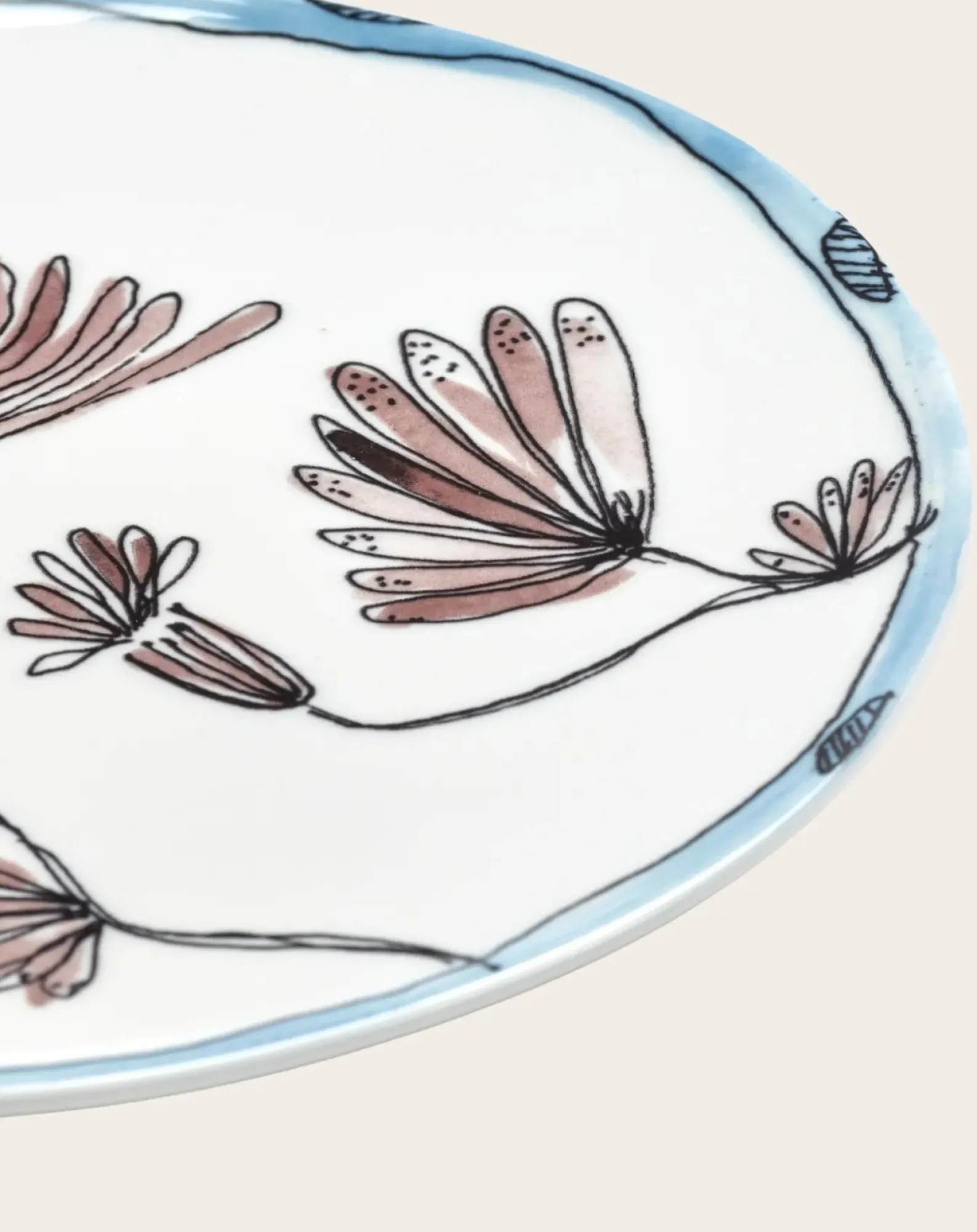 Serax Vaisselle-Plates Camelia, for Marni - Set of 2 Aubergine