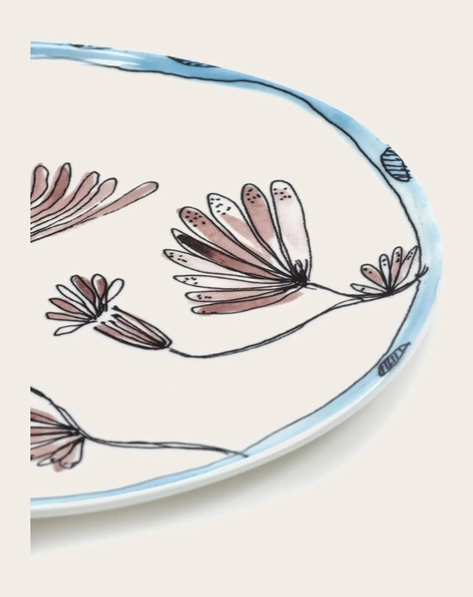 Serax Vaisselle-Plates Camelia, for Marni - Set of 2 Aubergine
