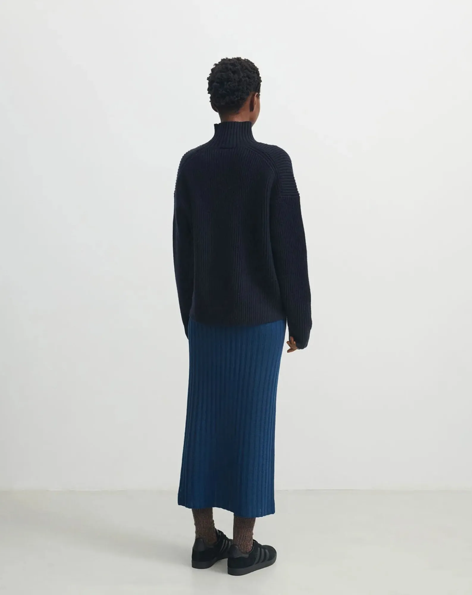FUB Pulls, Gilets-Raw Laine Sweater - Women's Collection Bleu marine