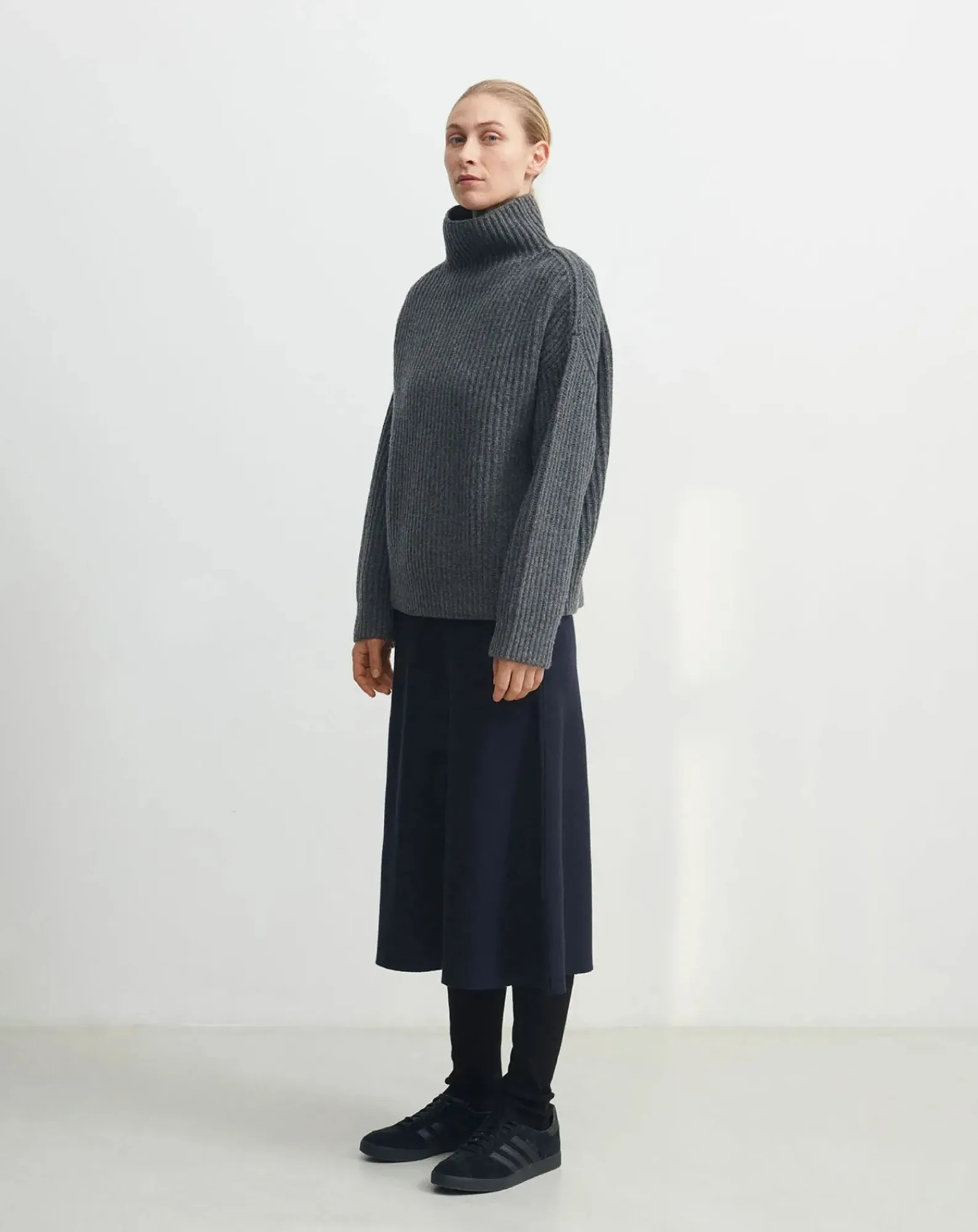 FUB Pulls, Gilets-Rib Lamb Wool Sweater - Women's Collection Gris