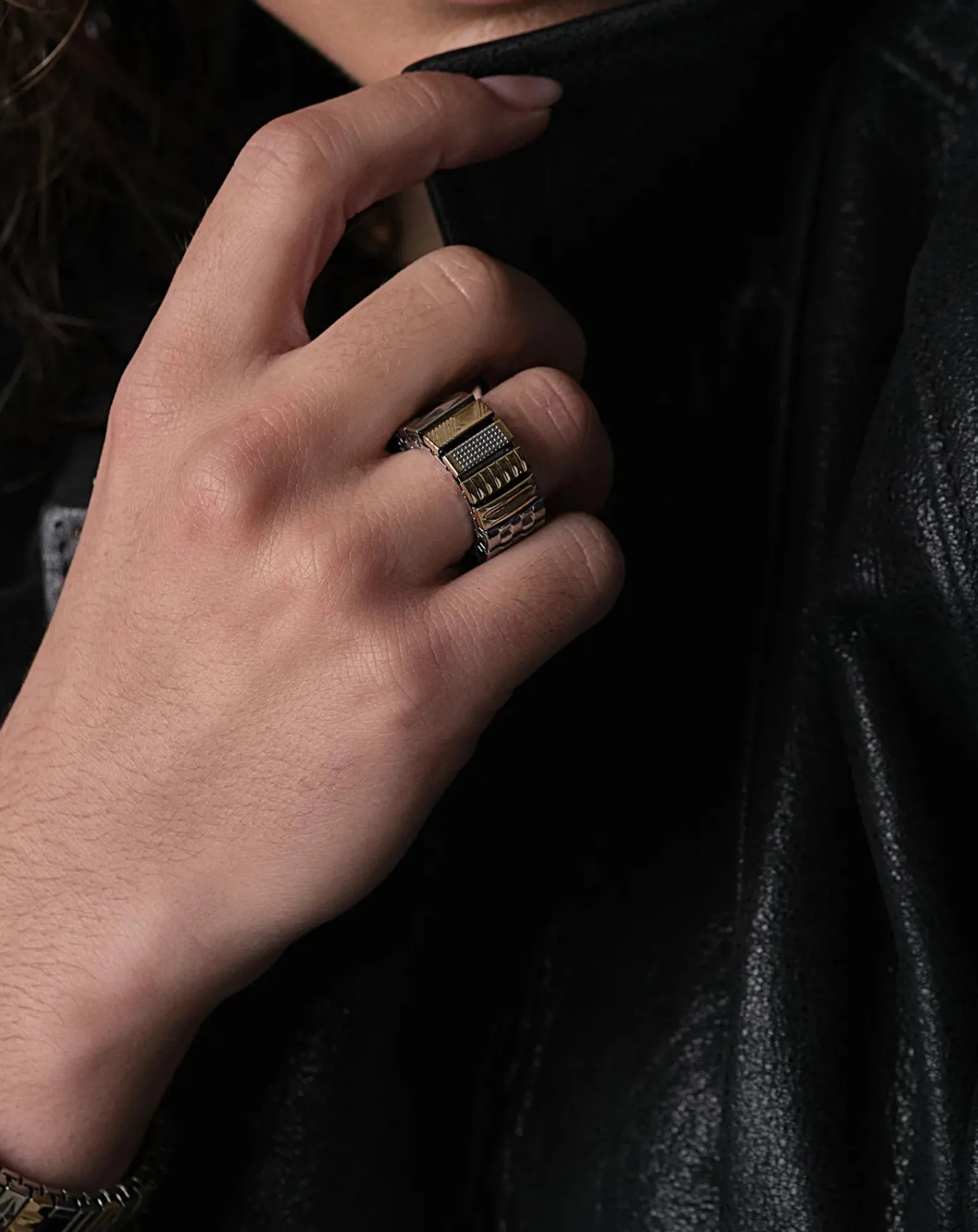 Sigal Bagues-SIG 10 ring Noir/Doré/Argenté