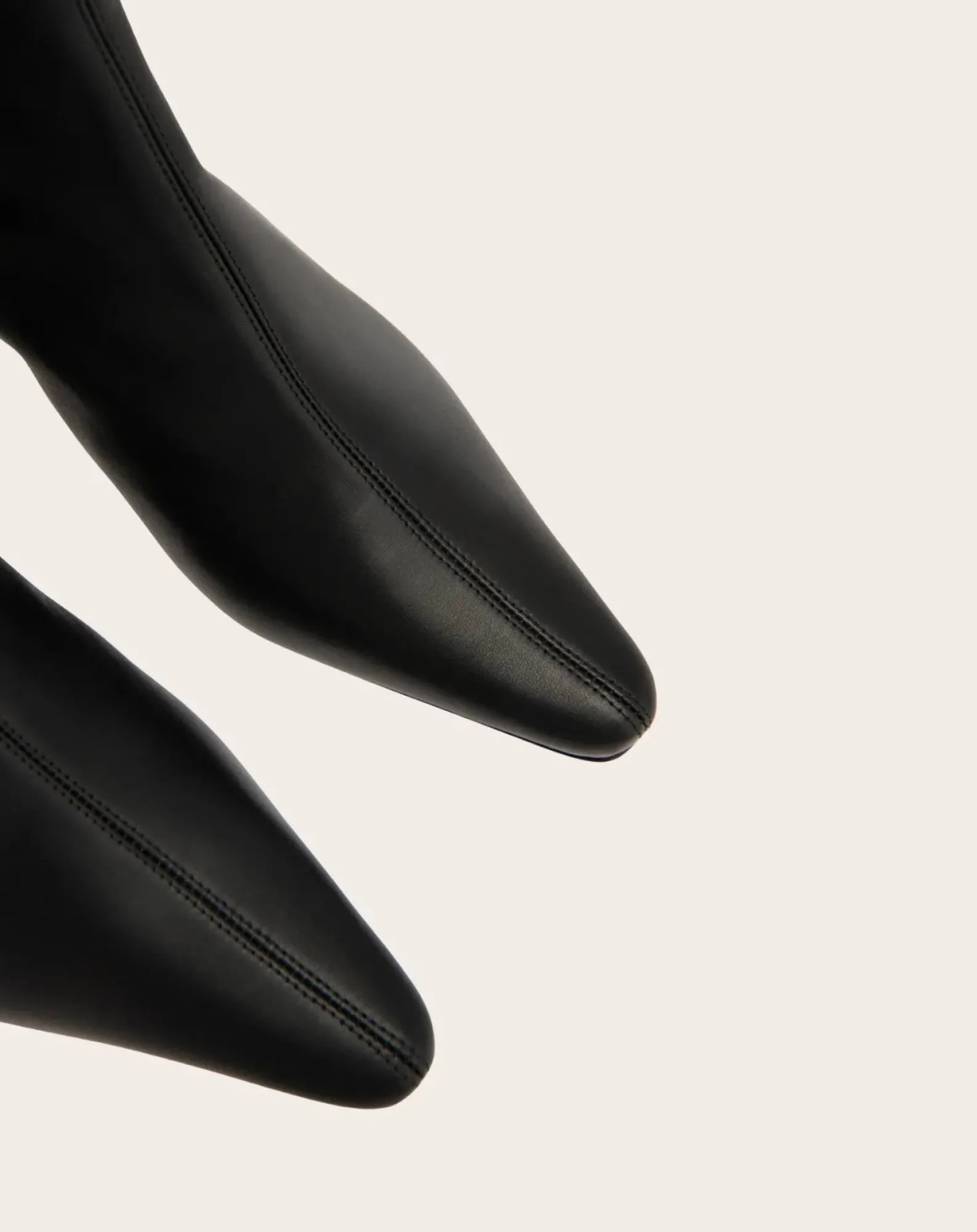 BY FAR Boots, Bottes-Stevie 42 boots Noir