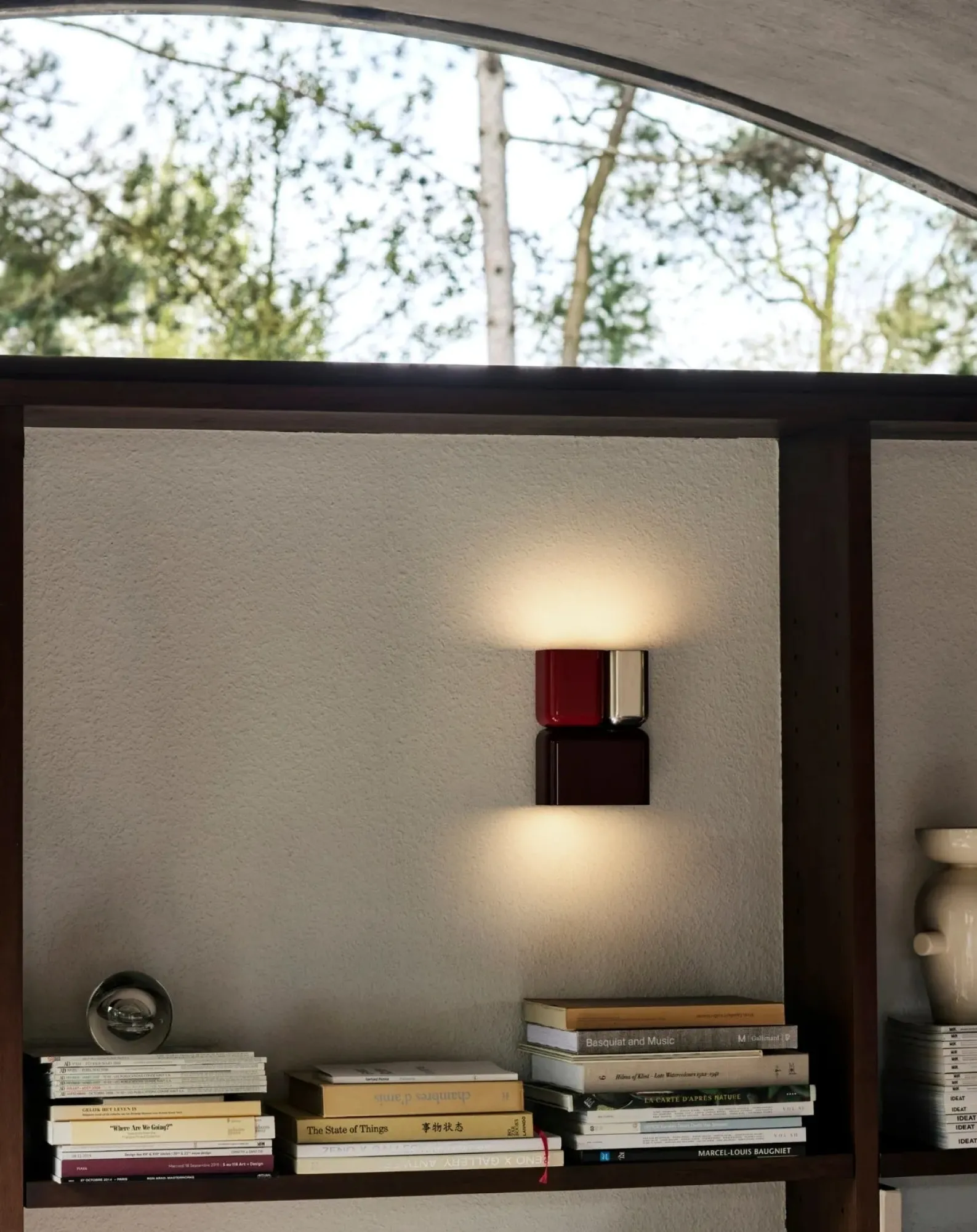 & Tradition Appliques, Baladeuses-Tabata LN10 wall lamp, Luca Nichetto Bordeaux