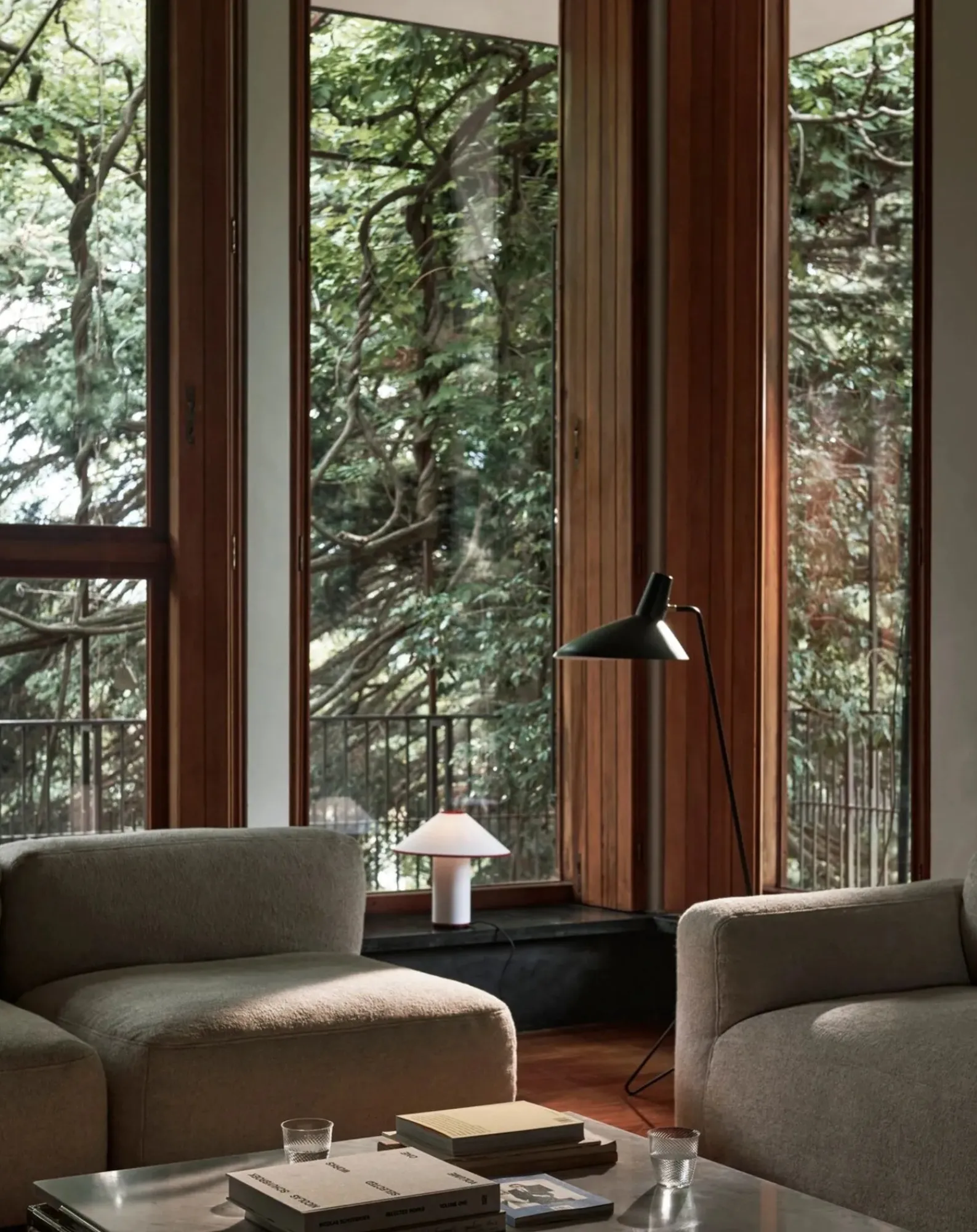 & Tradition Tables, Bureaux-Table Sett LN13, Luca Nichetto Marbré vert