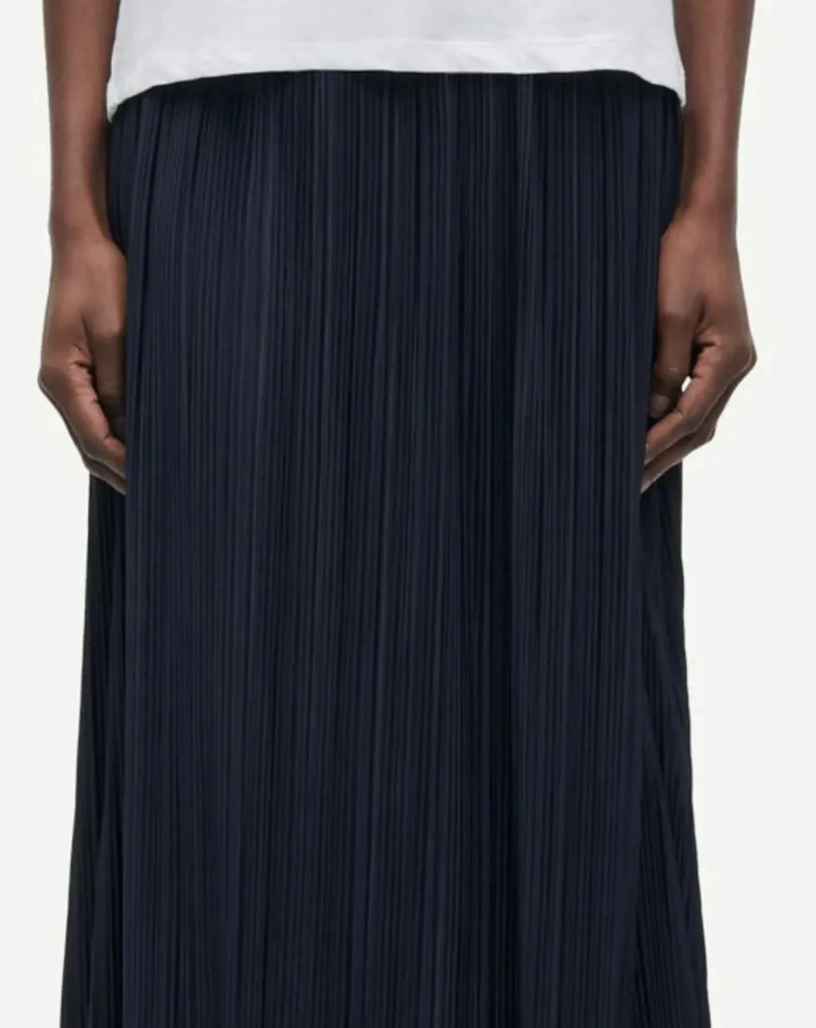 Samsoe Samsoe Robes, Jupes-Uma pleated long skirt in jersey Bleu marine