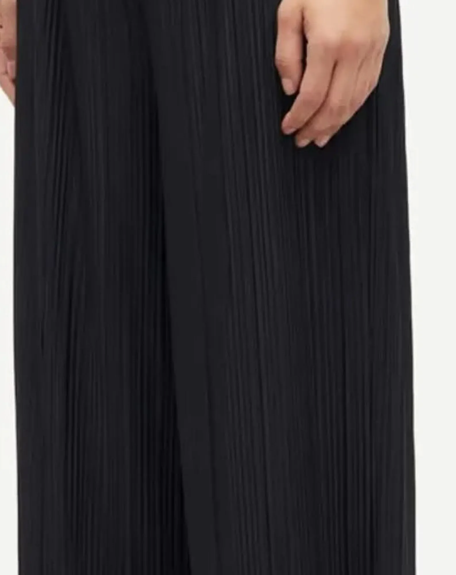Samsoe Samsoe Pantalons, Jeans-Uma pleated pants in jersey Noir