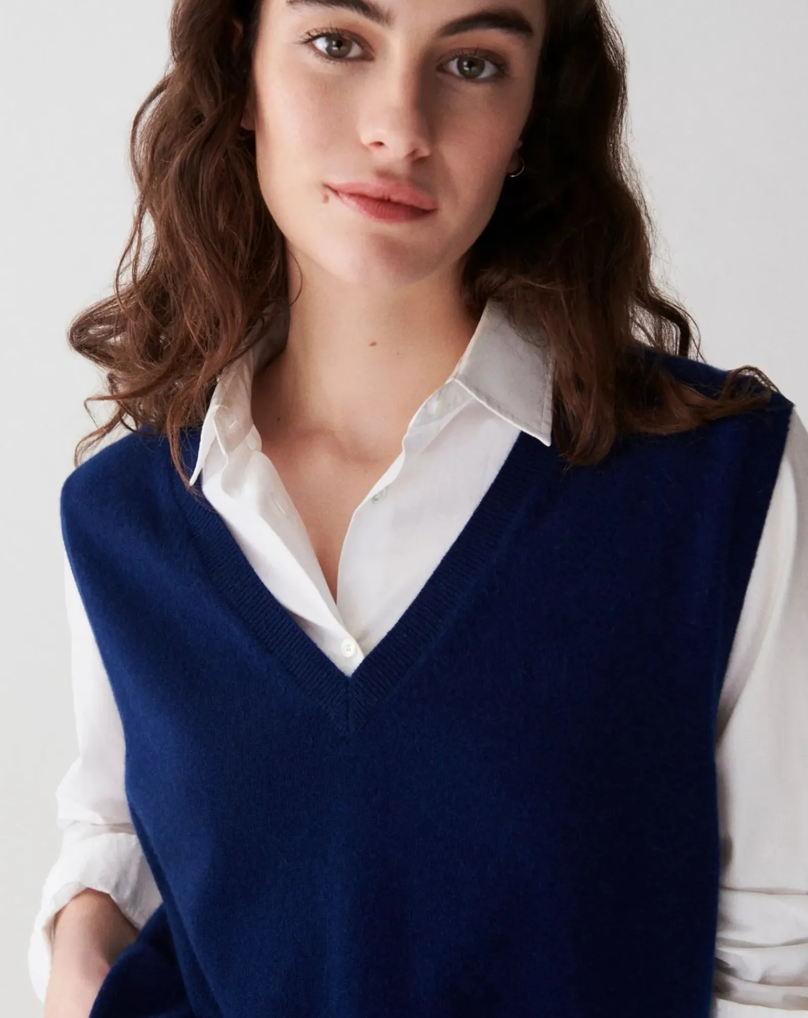 Bompard Pulls, Gilets-V-neck Sleeveless Cashmere Sweater Bleu marine