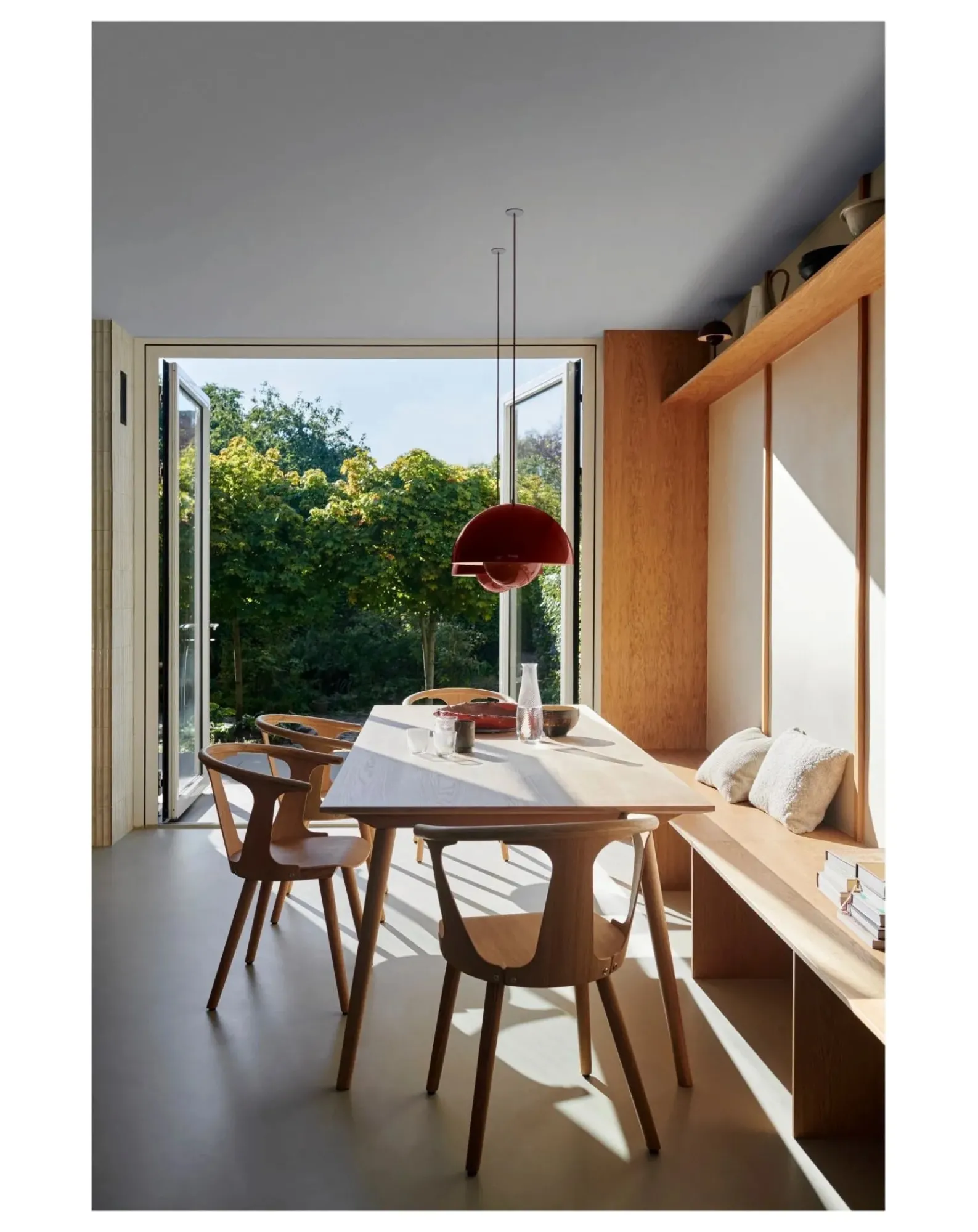 & Tradition Suspensions-VP7 Flowerpot Pendant Light - Verner Panton Prune