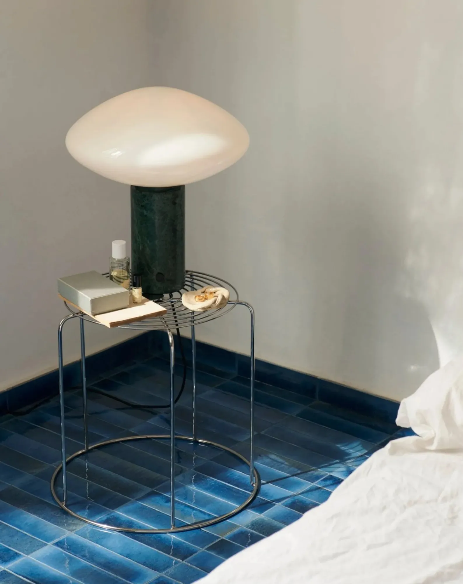 & Tradition Chaises, Tabourets-Wire VP11 stool, Verner Panton Argenté