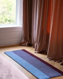 Suite 702 Tapis-Wool carpets Bordeaux