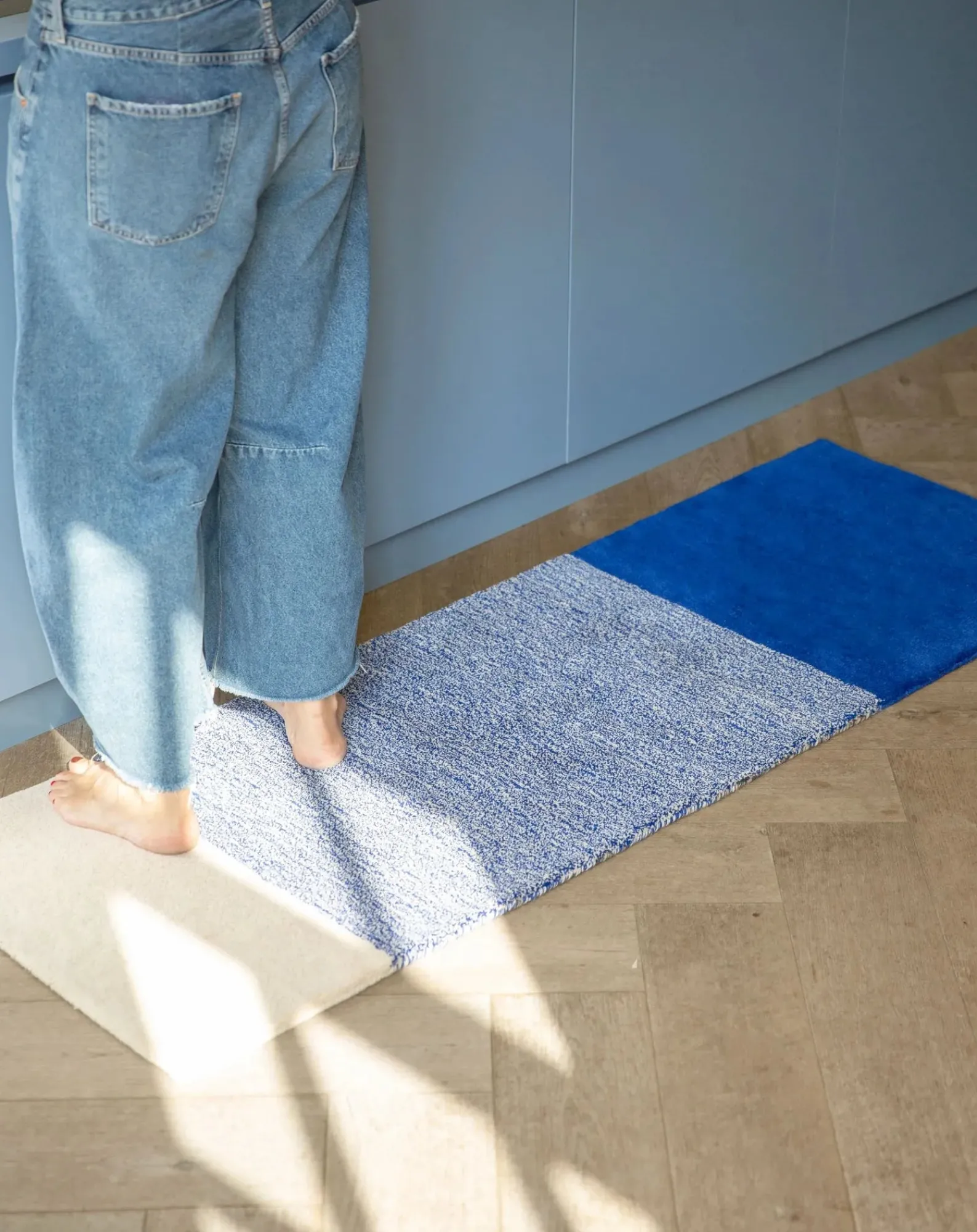 Suite 702 Tapis-Wool carpets Bleu