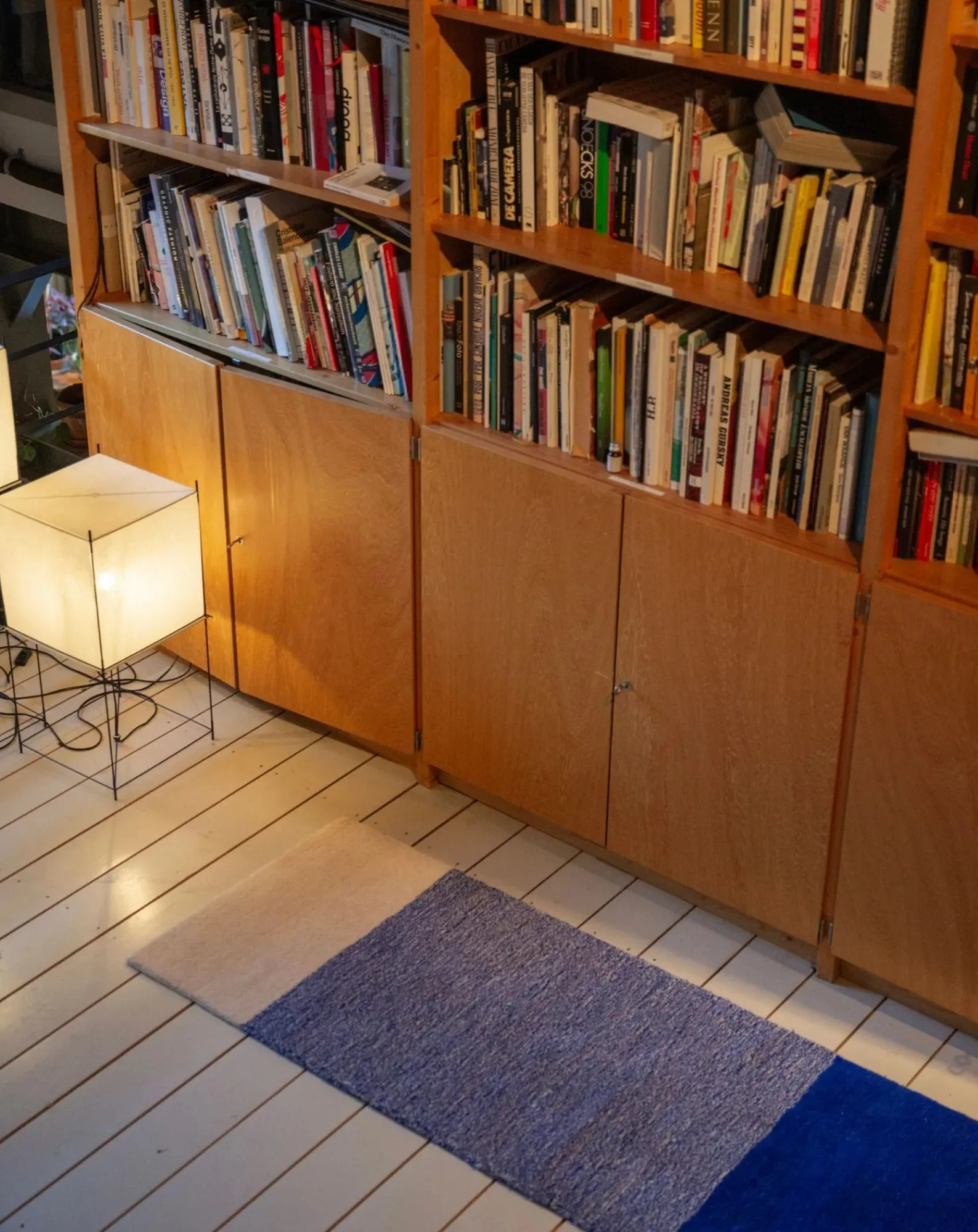 Suite 702 Tapis-Wool carpets Bleu