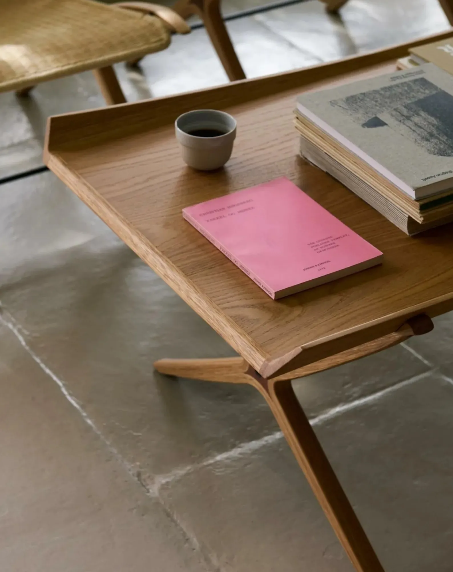 & Tradition Tables, Bureaux-X HM13 coffee table, Hvidt & Mølgaard Chêne