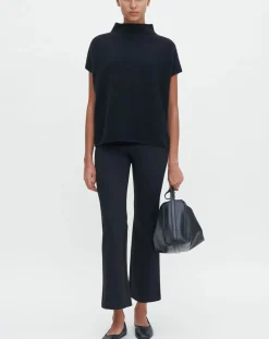 Filippa K Pulls, Gilets-Ximena stand-up collar sweater in Yak wool Noir