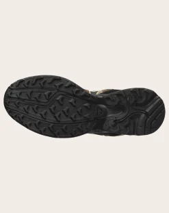 Salomon Baskets-XT-WHISPER HOLIDAY sneakers Noir